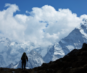 Beginner-Friendly Himalayan Treks: Your First Step into the Roof of the World – Before It’s Too Late