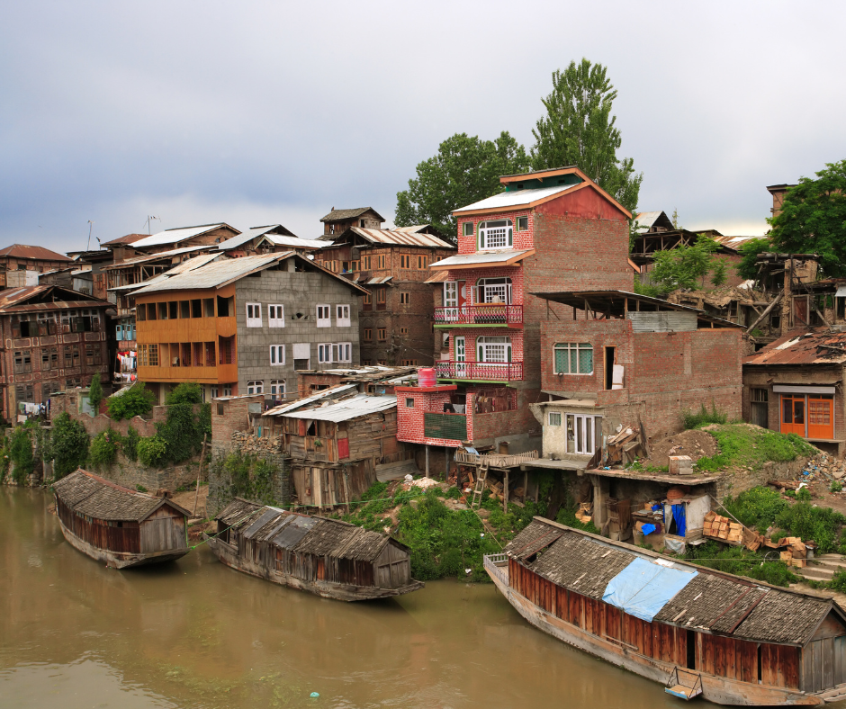 Discover Authentic Kashmir: Immerse Yourself in a Village Homestay and Live the Local Life