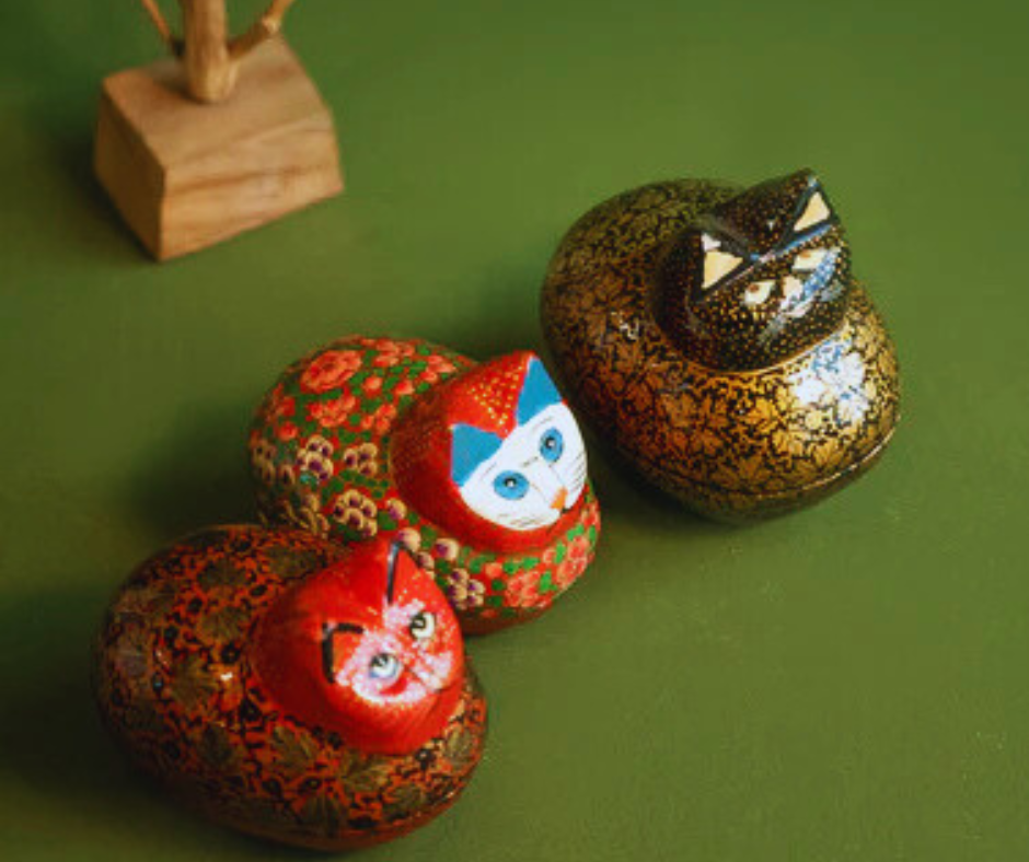 Kashmir Art and Craft Tours Discover the Valley’s Timeless Hands and Living Heritage